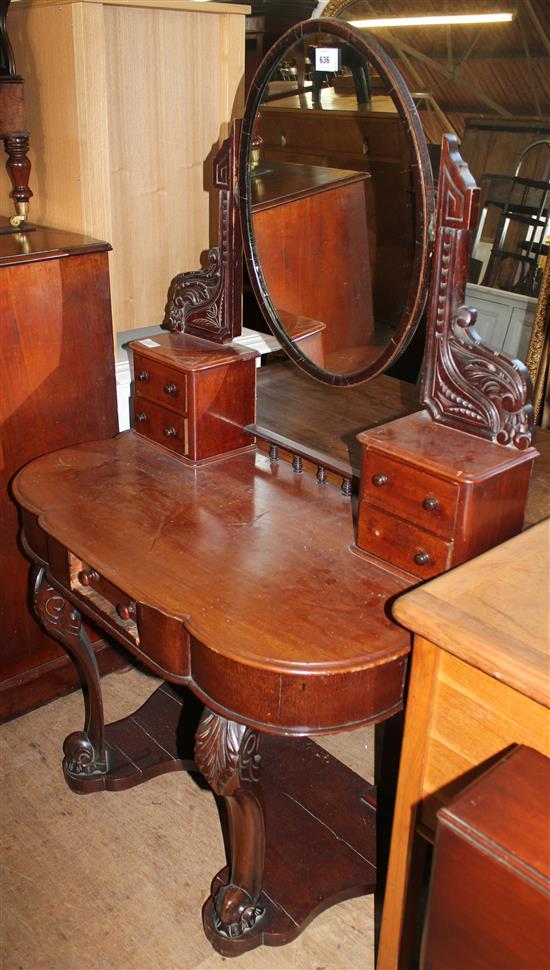 Victorian Duchesse dressing table